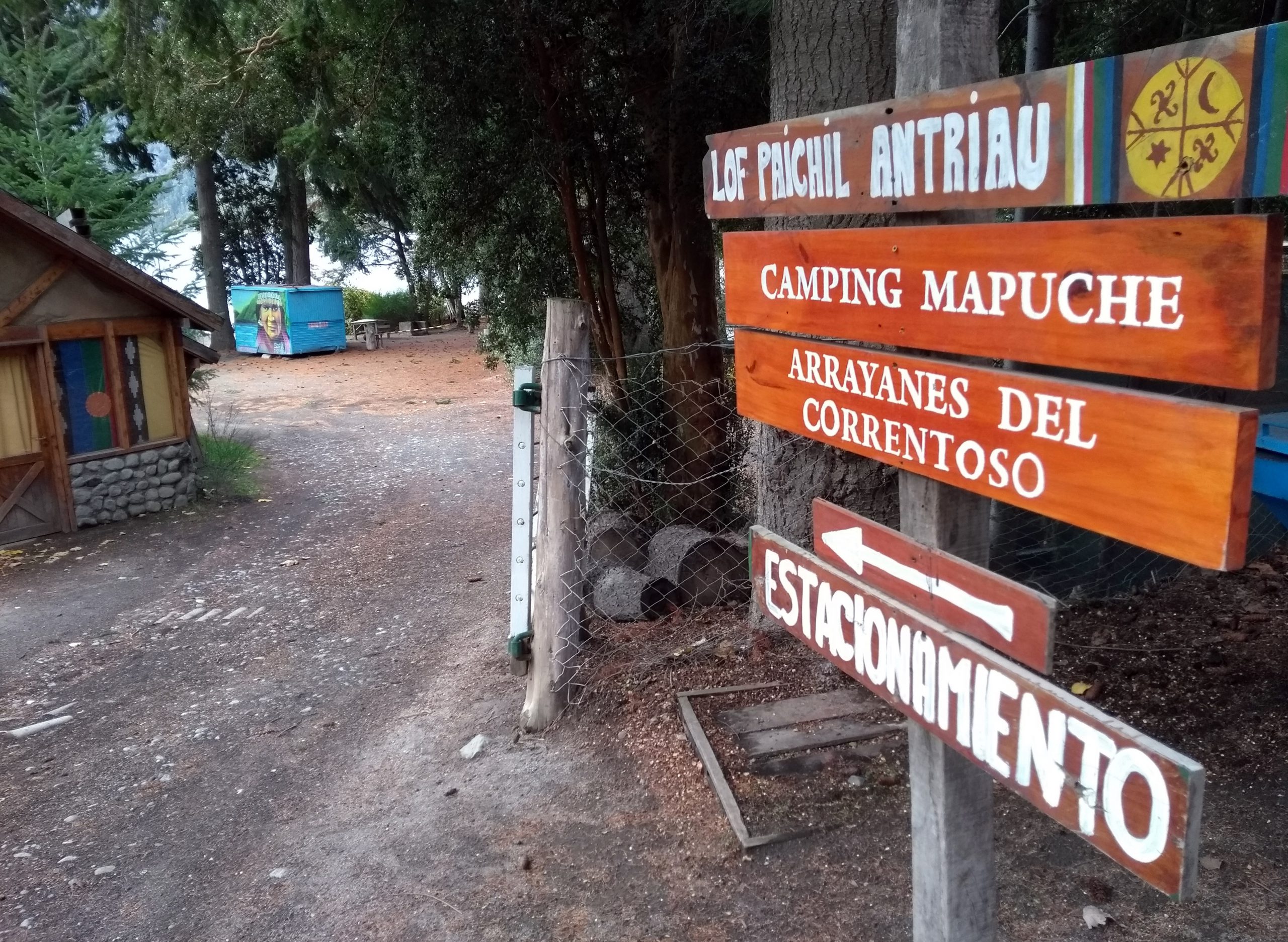 Cuánto cuesta y qué hay para hacer en el camping mapuche de la polémica en Lago Correntoso