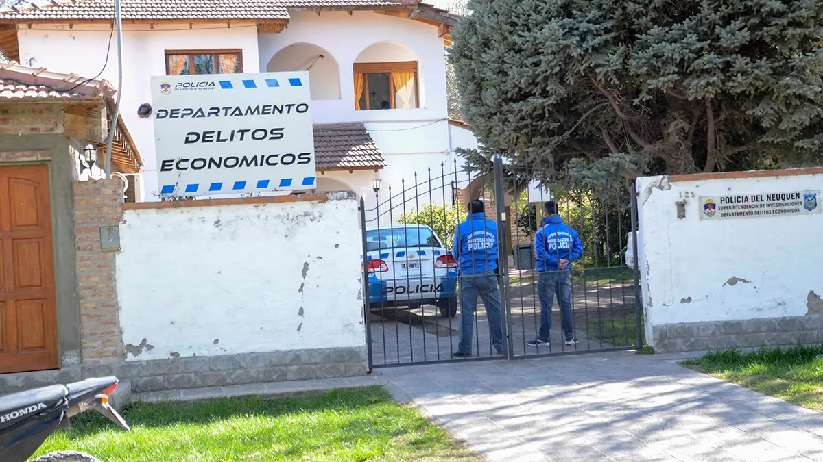 Desmantelaron una banda que robaba cuentas de WhatsApp y estafaba a contactos