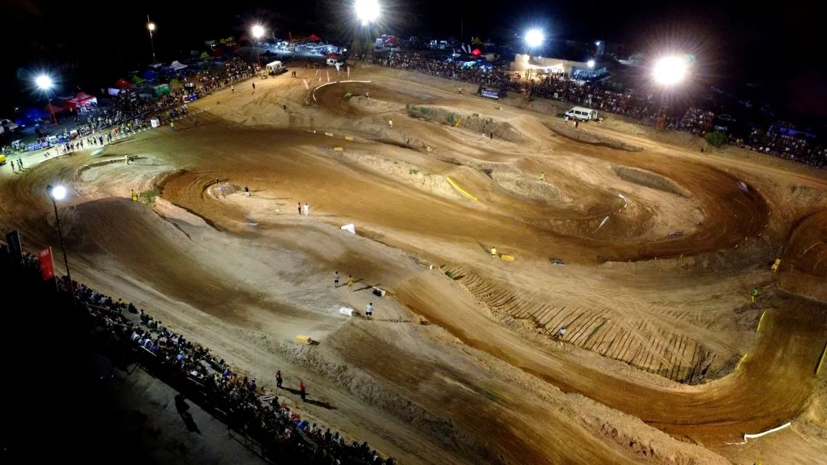 El Supercross nocturno, un clásico de Neuquén, pone primera en el Coliseo de La Barda