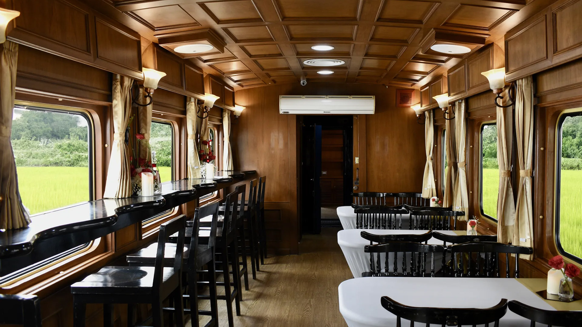Tailandia suma el Blue Jasmine, un tren premium para viajeros exigentes
