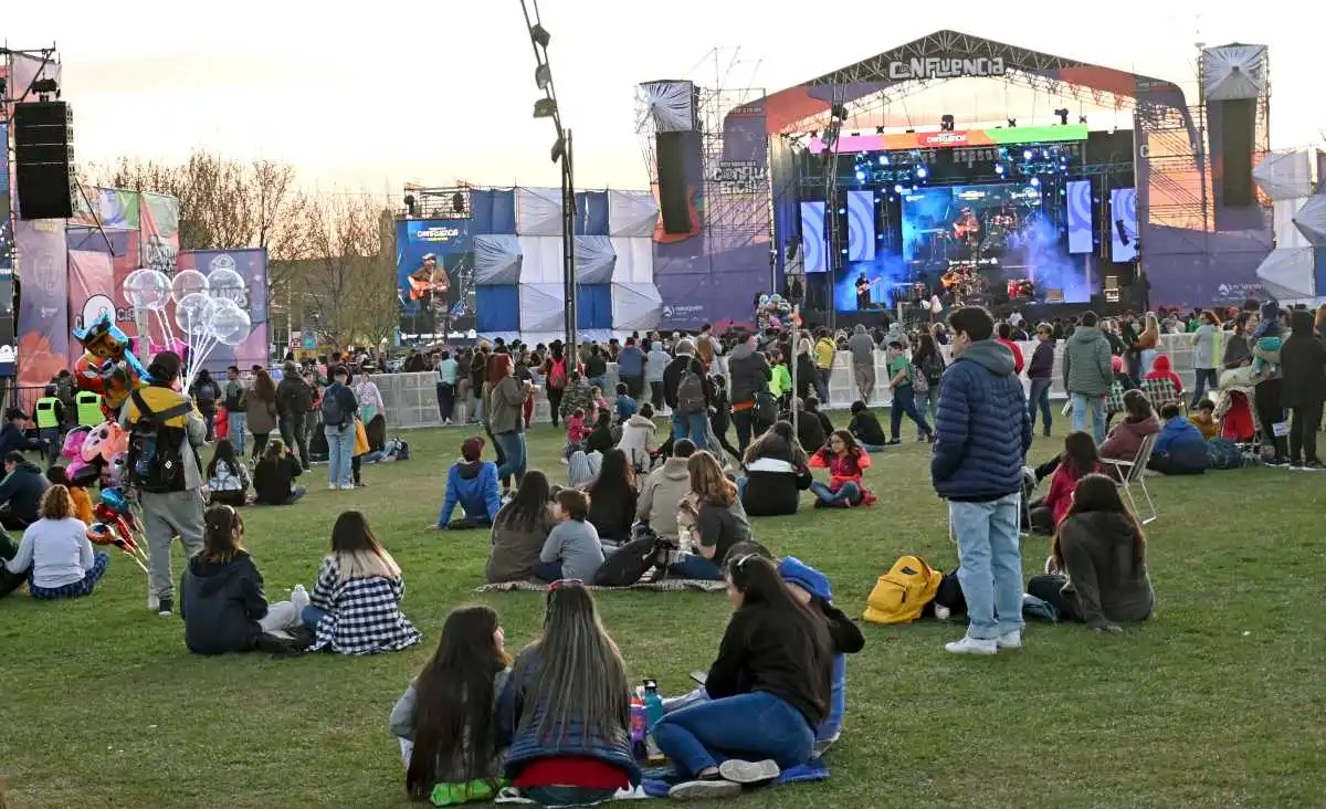 Fiesta de la Confluencia 2025: actividades y propuestas en la Isla 132 de Neuquén