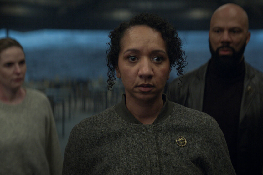 "Silo" cierra su tercera temporada con una masacre y anuncia guerra en la cuarta