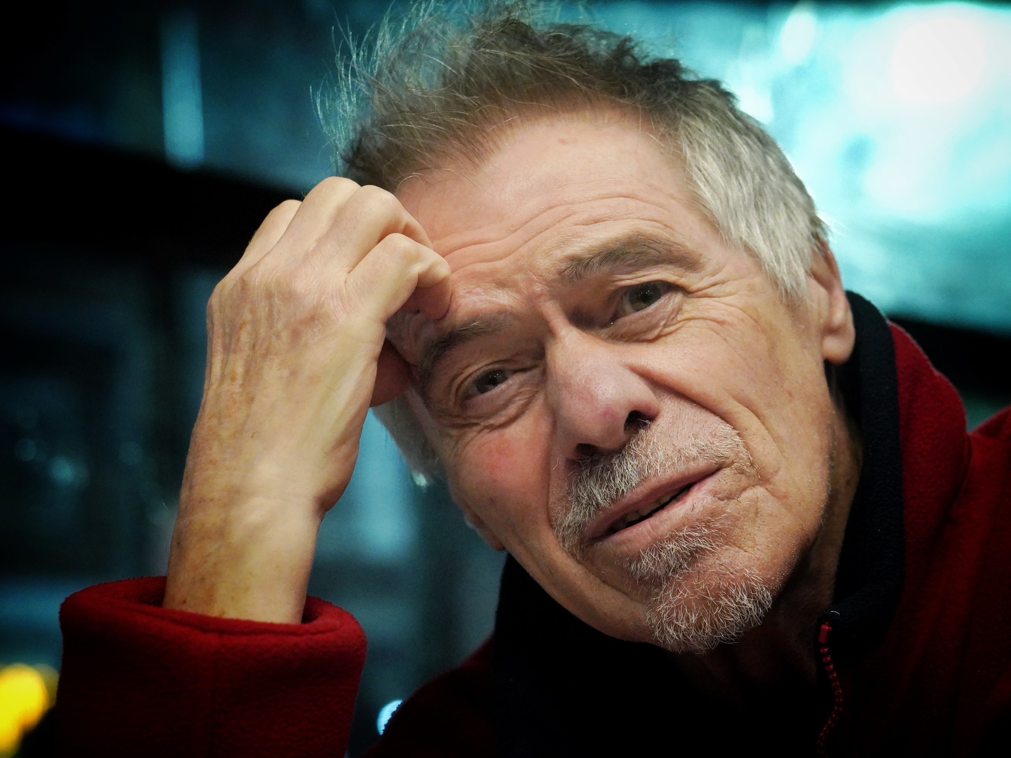 Miguel Ángel Solá en escena: teatro en el Paseo La Plaza de viernes a domingos