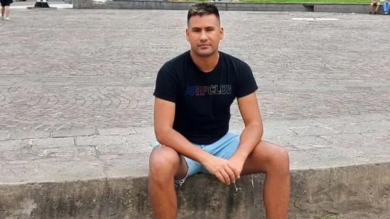Policía rionegrino se recibió de héroe: salvó a un joven que se ahogaba en Brasil