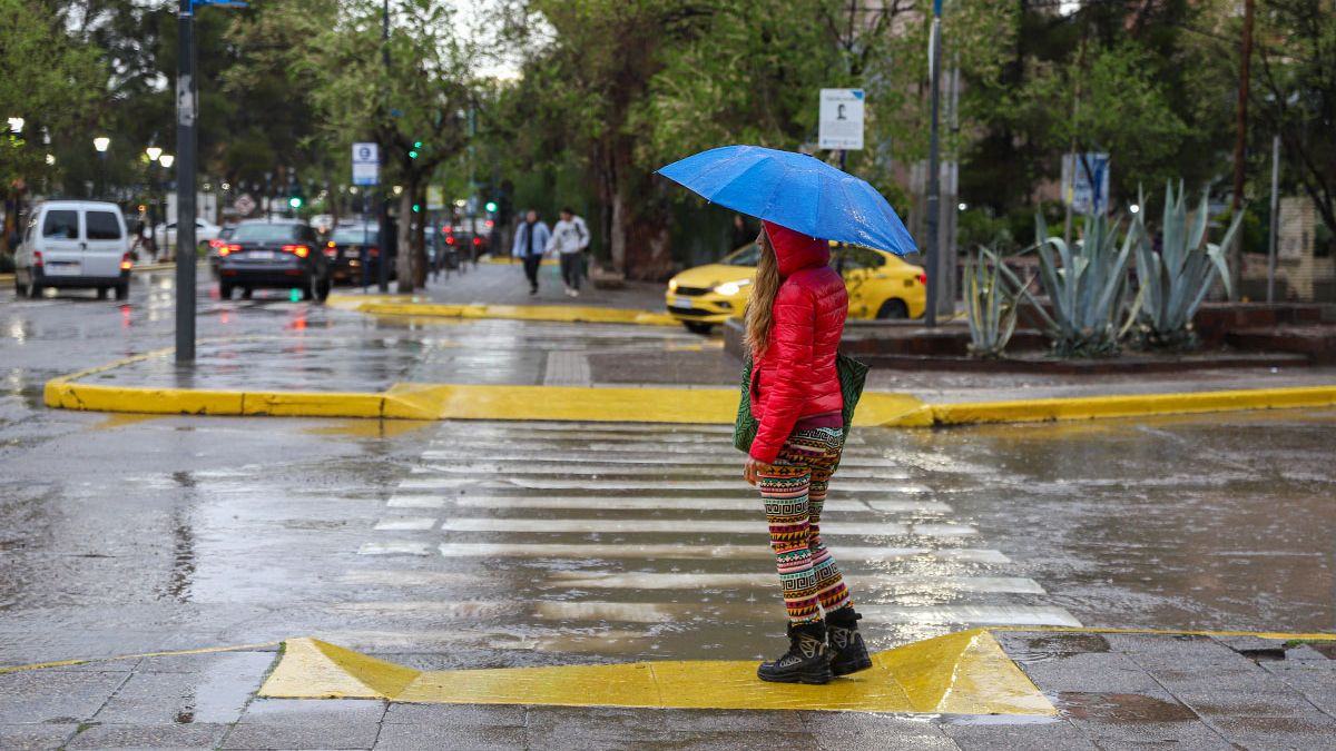 Alerta naranja por tormentas y granizo afecta a varios departamentos de Neuquén
