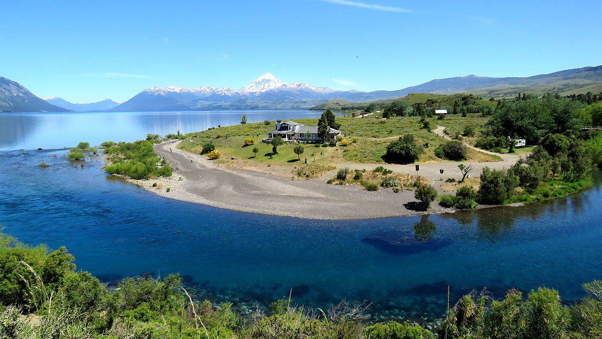 Encontraron a un hombre muerto en su vivienda cerca del lago Huechulafquen