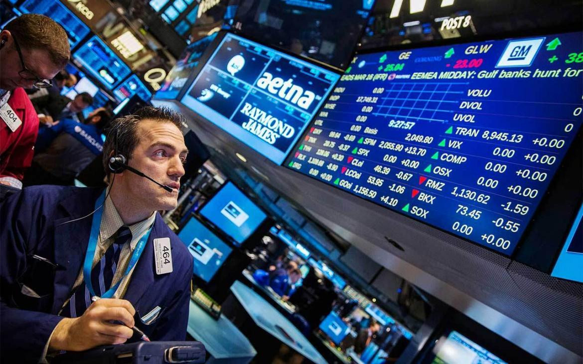 Mercados: las acciones y los bonos argentinos refuerzan la suba tras un dato positivo de inflación