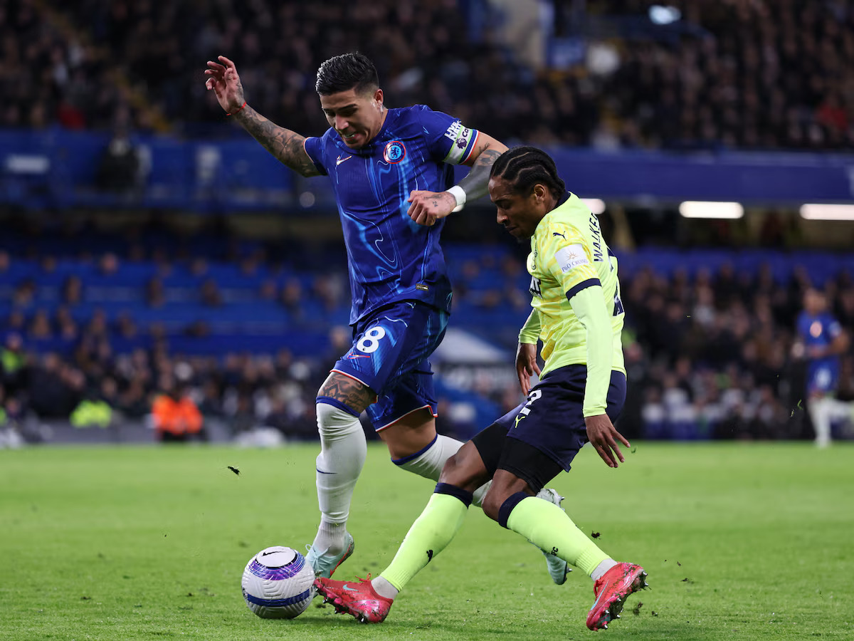 Enzo Fernández fue la figura en la goleada del Chelsea: el pase que mereció ser grito, la chance que le ahogaron y ovación