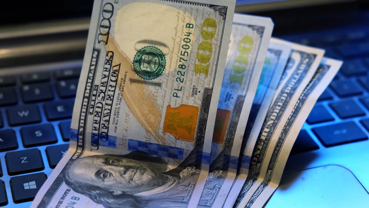 El dólar blue sobrepasó los $1.200: ¿hasta dónde puede seguir subiendo?