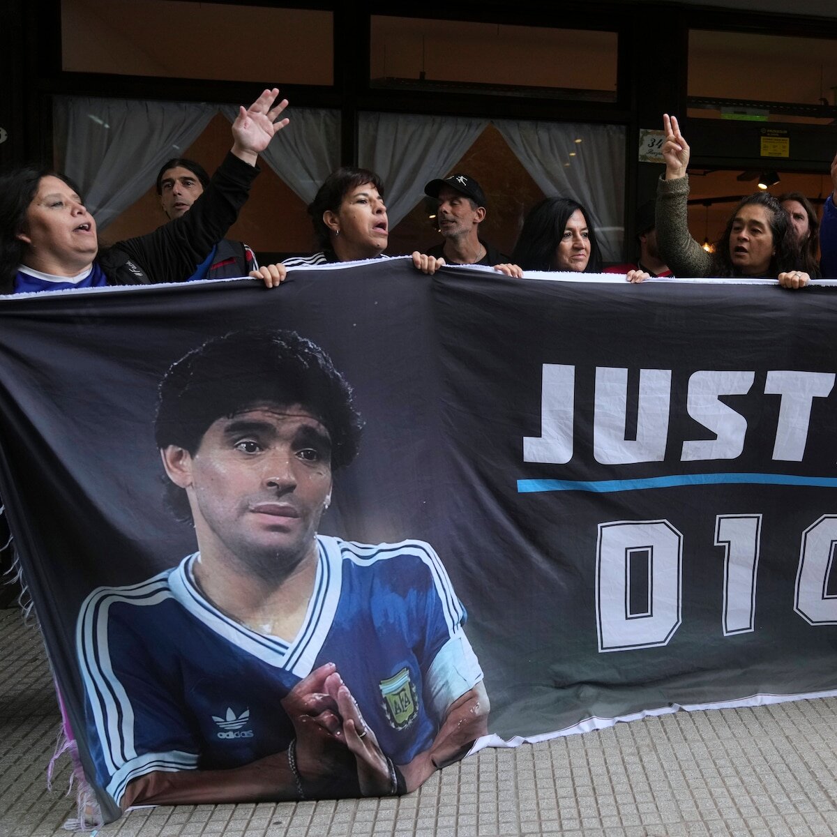 Caso Maradona: los testigos retoman sus declaraciones sobre la autopsia este martes