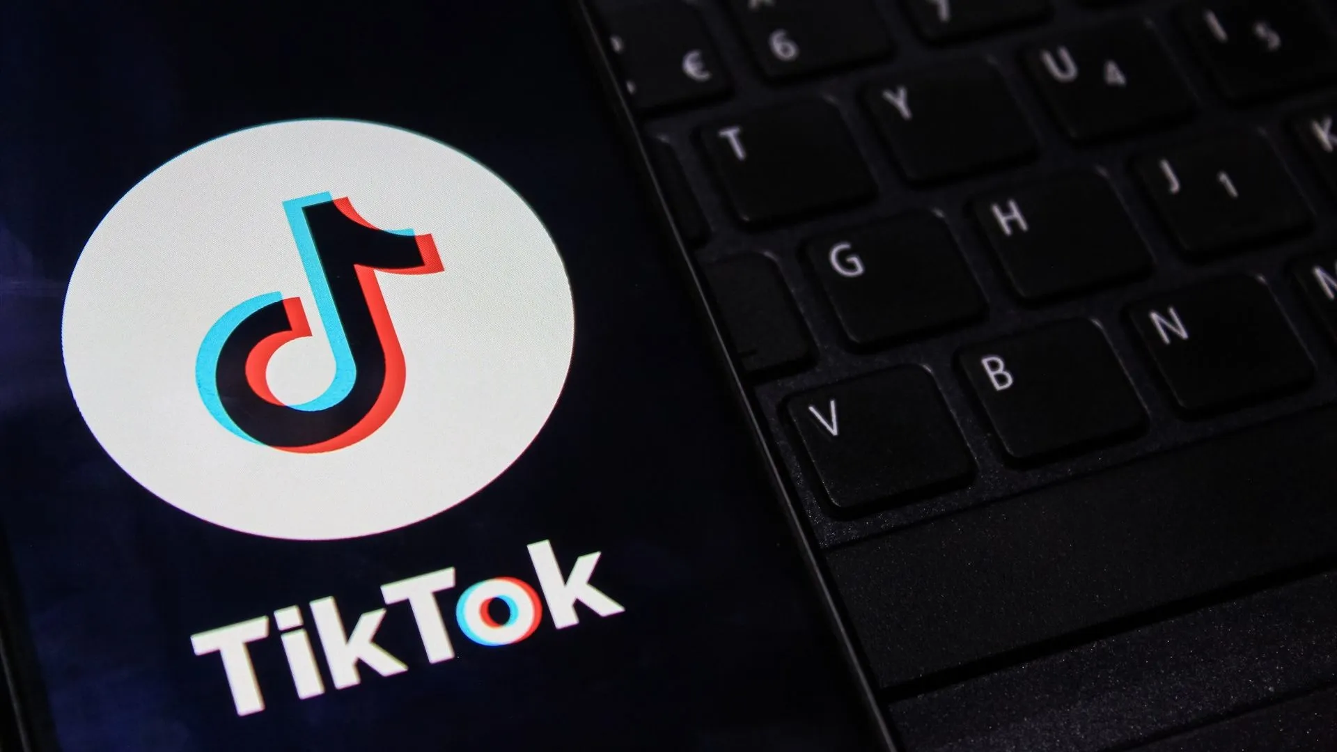 Albania prohíbe TikTok. Y no es un caso aislado