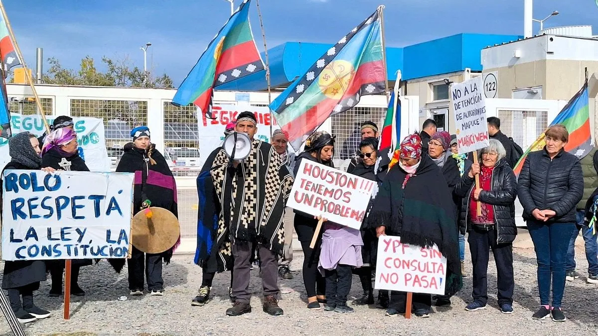 Mapuches de Vaca Muerta contra el decreto de Javier Milei: «Nos deja librados a una batalla sin control»