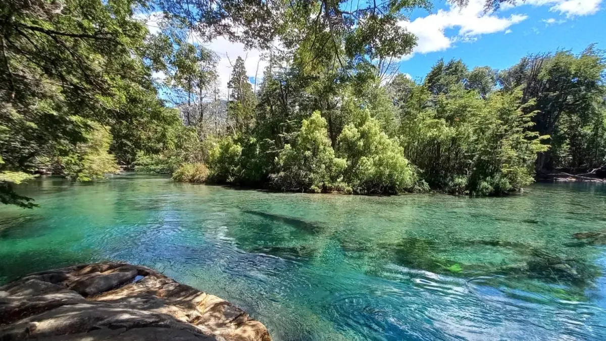 Trekking al Cajón del Azul en El Bolsón, guía para ir al favorito del verano en la Patagonia